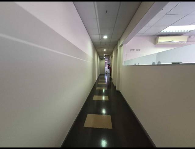 400M² OFFICE TO LET IN STEELEDALE